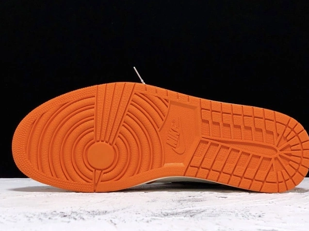 Air Jordan 1 Backboard Shattered Away 555088-113 0816